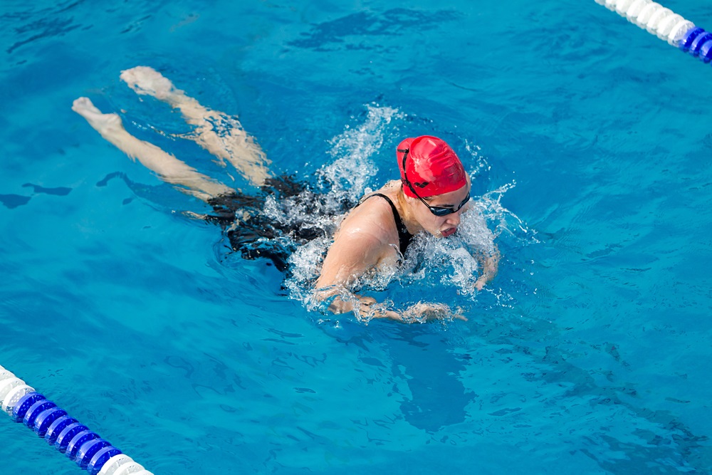 ways-to-have-fun-alone-in-the-swimming-pool